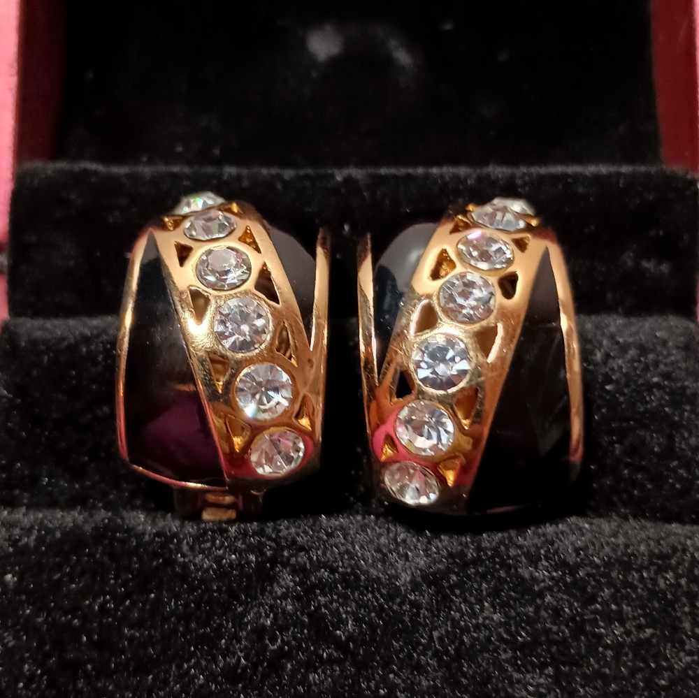 Christian Dior Vintage Clip-on Earrings